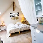 D'hotes Et A La Ferme De L'oudon & Frühstückspension