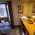 D'hotes Et A La Ferme De L'oudon & 4* Berville (Calvados)
