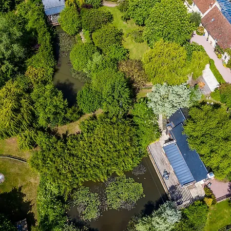 Bed & Breakfast D'hôtes Et à La Ferme De L'oudon&spa 4*