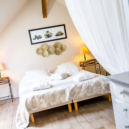 D'hôtes Et à La Ferme De L'oudon&spa Bed & Breakfast Berville (Calvados)
