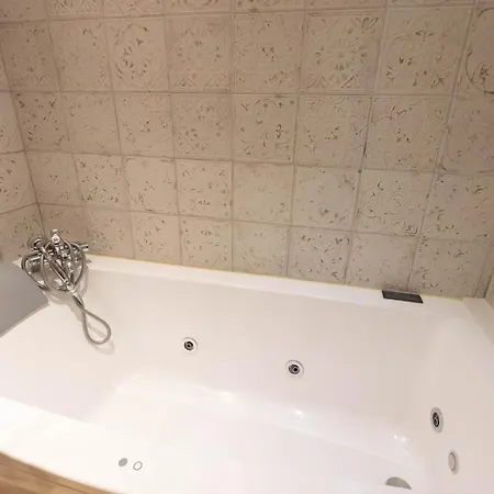 D'hotes Et A La Ferme De L'oudon & 4* Berville (Calvados)