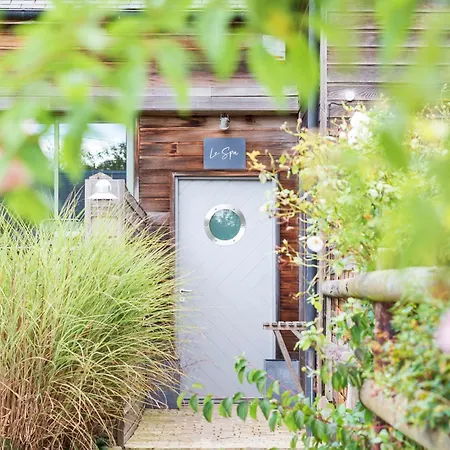 D'hotes Et A La Ferme De L'oudon & Bed & Breakfast