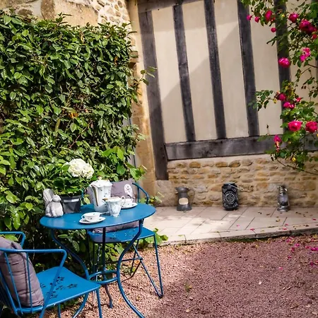 D'hôtes Et à La Ferme De L'oudon&spa Bed & Breakfast