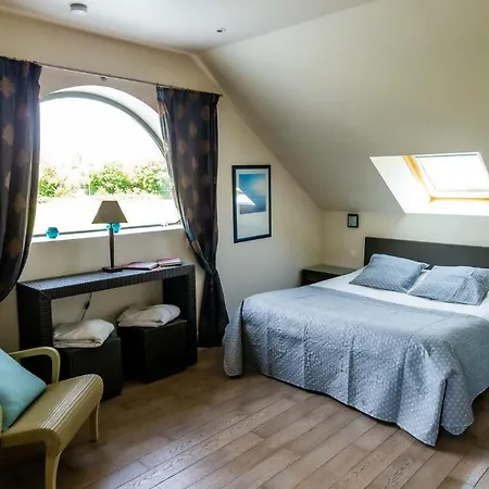 La Ferme De L'oudon&spa Couette-café 4*