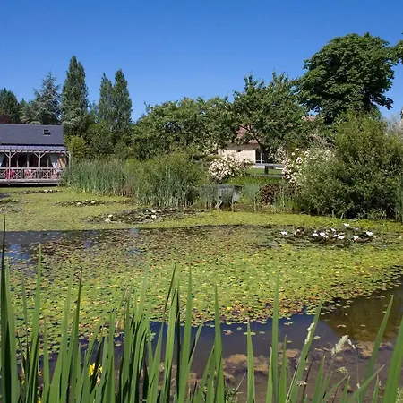 D'hôtes Et à La Ferme De L'oudon&spa Bed & Breakfast Berville (Calvados)