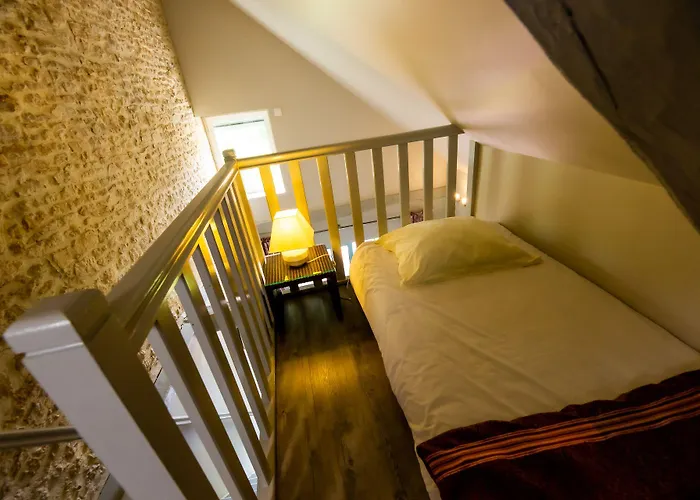 D'hotes Et A La Ferme De L'oudon & Berville (Calvados)