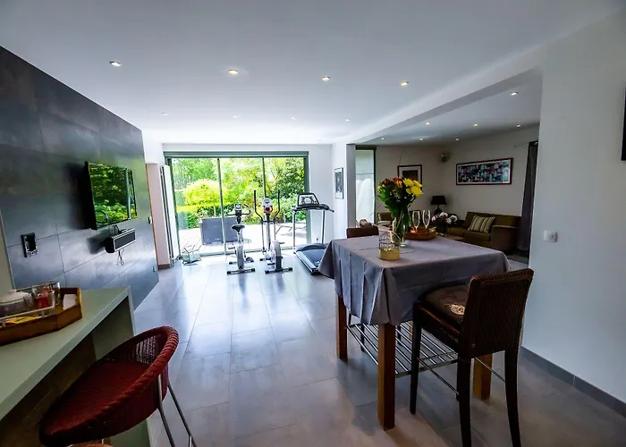 D'hotes Et A La Ferme De L'oudon & 4* Berville (Calvados)