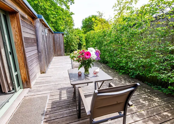 D'hotes Et A La Ferme De L'oudon & Berville (Calvados)