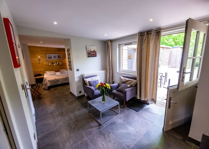 D'hotes Et A La Ferme De L'oudon &