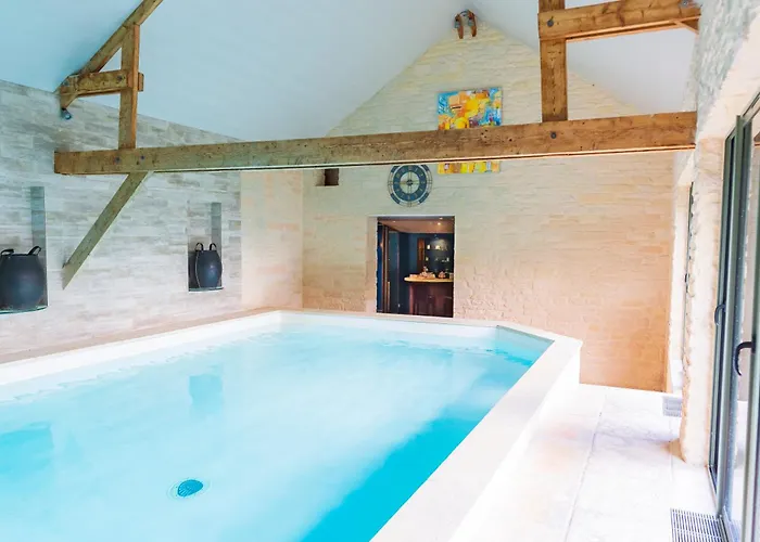 Oda ve Kahvaltı D'hotes Et A La Ferme De L'oudon & 4*