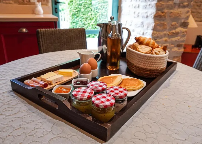 D'hotes Et A La Ferme De L'oudon & Oda ve Kahvaltı Berville (Calvados)