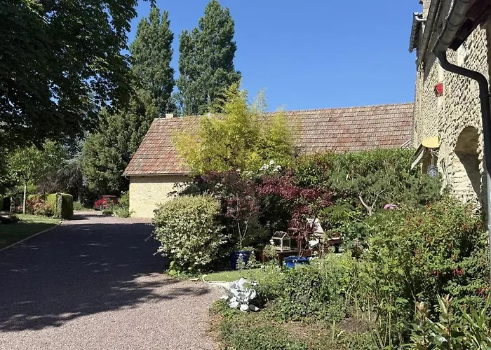 D'hotes Et A La Ferme De L'oudon & Oda ve Kahvaltı